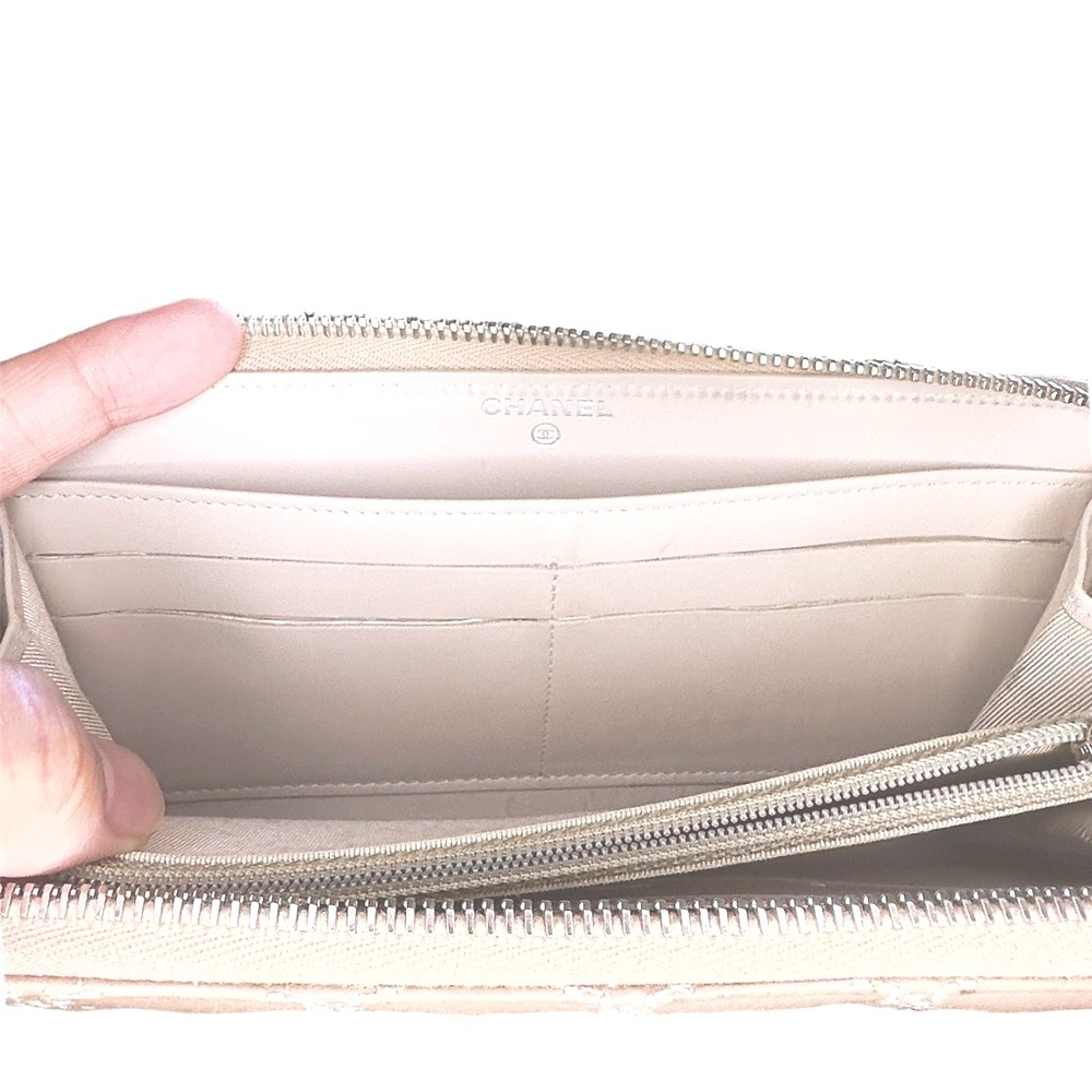 Zippy Long Wallet Embroidered Coco Chanel In Good Condition. - Picture 10 of 10
